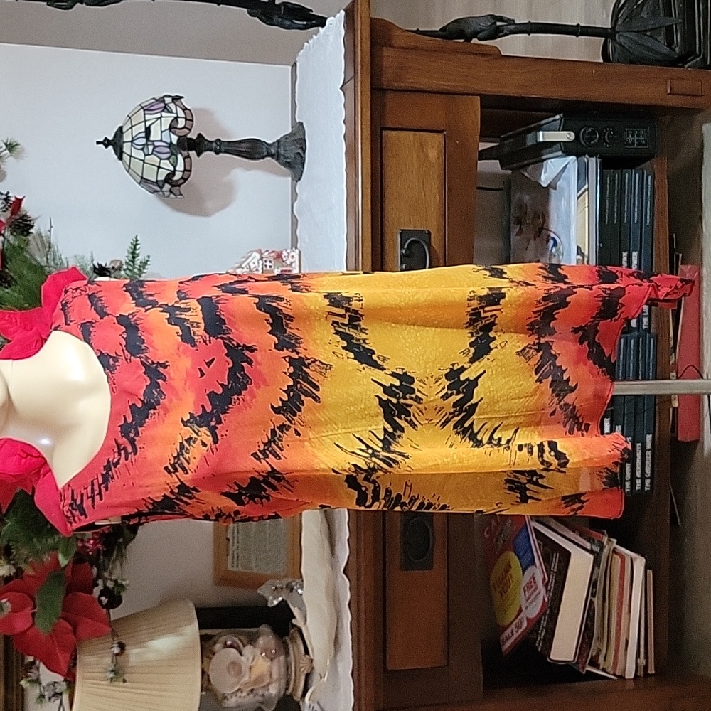 Joseph A. Asymmetrical top.  Sz S.  NWOT